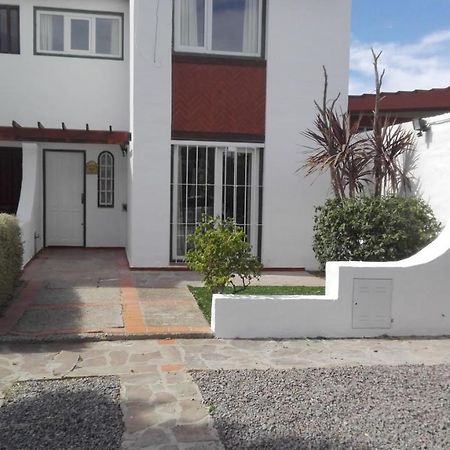 Villa Duplex Tehuelches Puerto Madryn Exterior foto